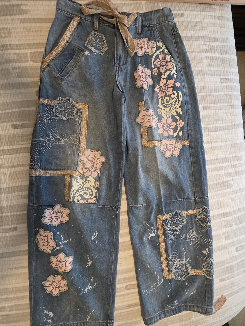 Oli & Hali Blue Wide-Leg Embroidered Jeans - Picture 3 of 8